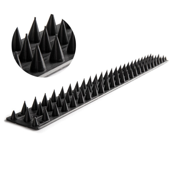 Black wall spikes